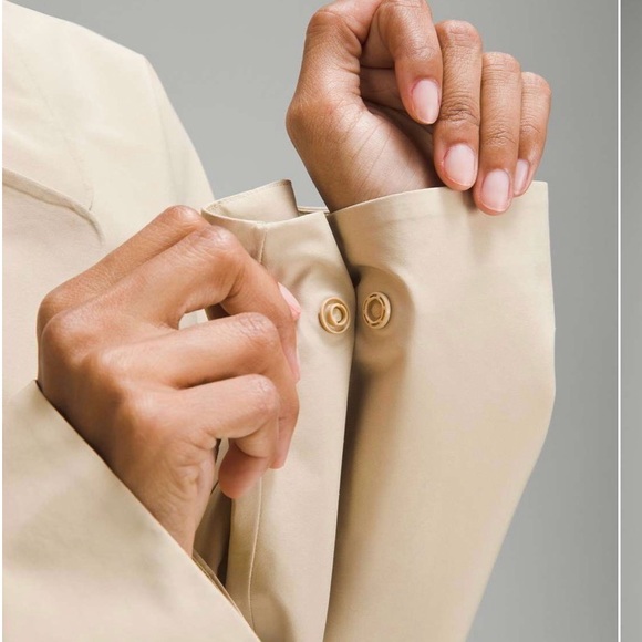 Lululemon Oversized Tie-Waist Trench Coat - Picture 4 of 16